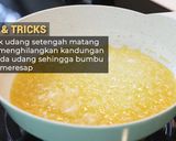 Foto langkah ke 5 dari resep Udang Oseng Mentega.