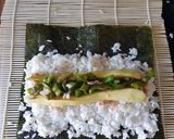 Foto del paso 14 de la receta: Sushi de salmón y atún