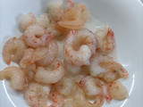 Spaghetti de tinta con puntilla y gambas