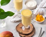 A picture of step 2 of Restaurant Style Mango Lassi (two ingredient).