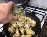 Foto del paso 2 de la receta Alas de pollo al ajillo