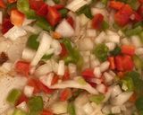 Foto del paso 3 de la receta: Contramuslos de pollo guisados en salsa