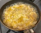 A picture of step 5 of Easy and Healthy Oyakodon.