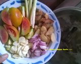 Foto langkah ke 4 dari resep Sup Kepala Ikan Kemangi.