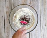 Une image de l'étape 4 de Mi-cuit au chocolat inratable.