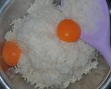 Foto langkah ke 2 dari resep Thai Fried Rice Pineapple.