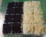 Foto langkah ke 4 dari resep Cake potong / Bolu jadul Ala rumahan.