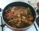 Foto langkah ke 1 dari resep Sambel goreng krecek.