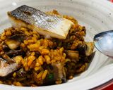 Foto del paso 2 de la receta: Arroz con lubina y Portobello 🐟 🍄