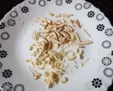 A picture of step 3 of Dry fruit paratha.