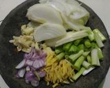 Foto langkah ke 2 dari resep 炒牛肉絲 Tumis Daging Sapi.