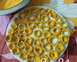A picture of step 3 of Teasel Gourd Chips with Coconut flour.