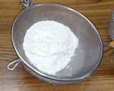 2 அடுக்கு வைட் பாரஸ்ட் கேக் ரெசிபி ஸ்டேப் 2 புகைப்படம்