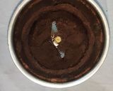 A picture of step 1 of Oreo choco lava.
