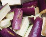 Hình bước làm 1 của món Cà tím xào thịt bằm