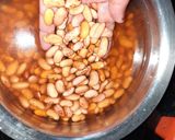 A picture of step 1 of Punjabi Rajma masala.