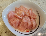 Foto del paso 3 de la receta: Salteado de champiñones, pollo y pimientos