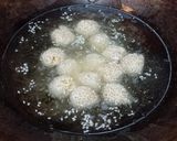 Foto langkah ke 4 dari resep Onde-onde Ketawa.