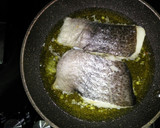 Foto del paso 3 de la receta: Bacalao al pil-pil