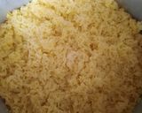 Foto langkah ke 3 dari resep 046. Nasi Kuning Sederhana.