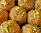 A picture of step 8 of Soybean flour laddu.