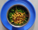 A picture of step 1 of Sukha Bhel Mumbai Style.