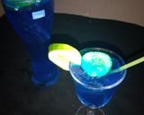 A picture of step 4 of Blue Hawaii.