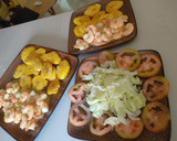 Foto del paso 6 de la receta: Tostones con camarones al ajillo y ensalada verde