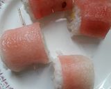A picture of step 3 of Fruity and spicy sushi.
