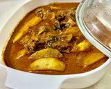 Gambar langkah 5 resipi Gulai Kari Daging.