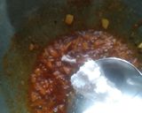 लेफ्ट ओव्हर चपातीचा तिखट चुरमा (Left Over Chapaticha Tikhat Churma Recipe In Marathi) रेसिपी स्टेप 4 फोटो 