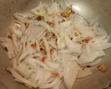 Foto del paso 1 de la receta: Caldillo de choritos en conserva