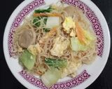 Foto langkah ke 3 dari resep 853) Bihun Goreng Ceria ala Resto.