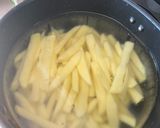 Foto del paso 2 de la receta: Papitas fritas crujientes