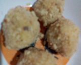 A picture of step 5 of Fish yam balls.