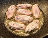 A picture of step 4 of Fish Sauce Chicken Wings (ปีกไก่ทอดนำ้ปลา).