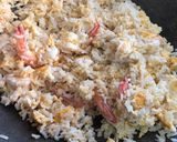 รูปขั้นตอนการทำที่ 2 ของ “ข้าวผัดกุ้ง”