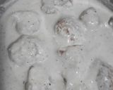 A picture of step 4 of Dahi Vada.