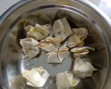 Foto langkah ke 3 dari resep Sumpia Abon Ayam.