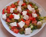 صورة لخطوة 2 من وصفة سلطه بالجبنة فيتا