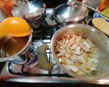 Foto del passaggio 5 della ricetta Risotto ai funghi di bosco🌳🍁🍂🍄🍚