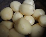 A picture of step 1 of Riced Potatoes and Meatball Gravy.