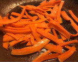 Foto del paso 5 de la receta: Fideos chinos con pollo y verdura