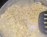Foto langkah ke 2 dari resep Mi Goreng Sosis.