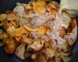 Foto del paso 4 de la receta: Patatas Panadera con Salsilla al Ajillo y Pistachos