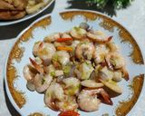 Foto langkah ke 6 dari resep 210. Tumis Udang Bawang.
