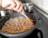 Foto del paso 5 de la receta: Lasaña de Calabacin con Carne Picada de Pollo al ajo y perejil