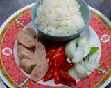 รูปขั้นตอนการทำที่ 1 ของ ข้าวผัดพริกแหนมไก่