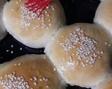 A picture of step 18 of Chole Buns.