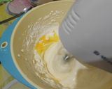 Foto langkah ke 3 dari resep Bolu pisang irit telur.